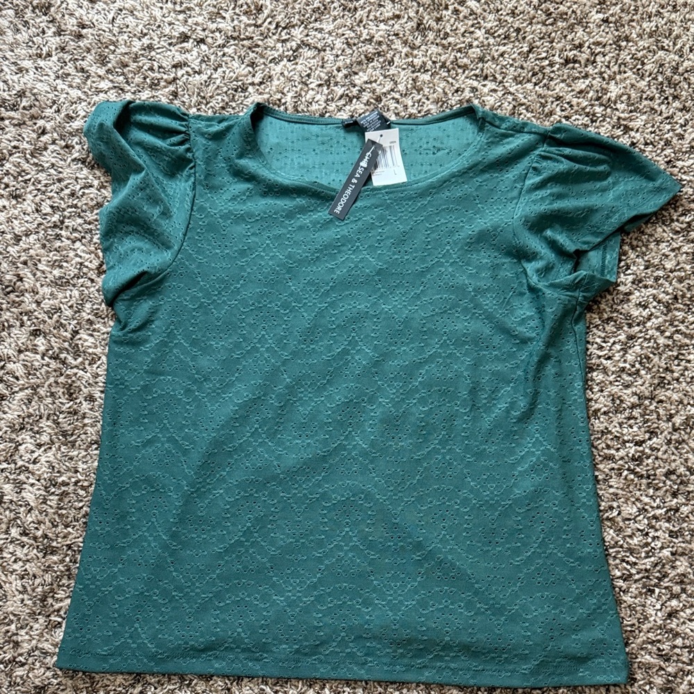 Chelsea & Theodore Teal Puff Sleeve Top